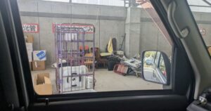 クリーンセンターの粗大ごみ持ち込み時の荷下ろし場所の様子